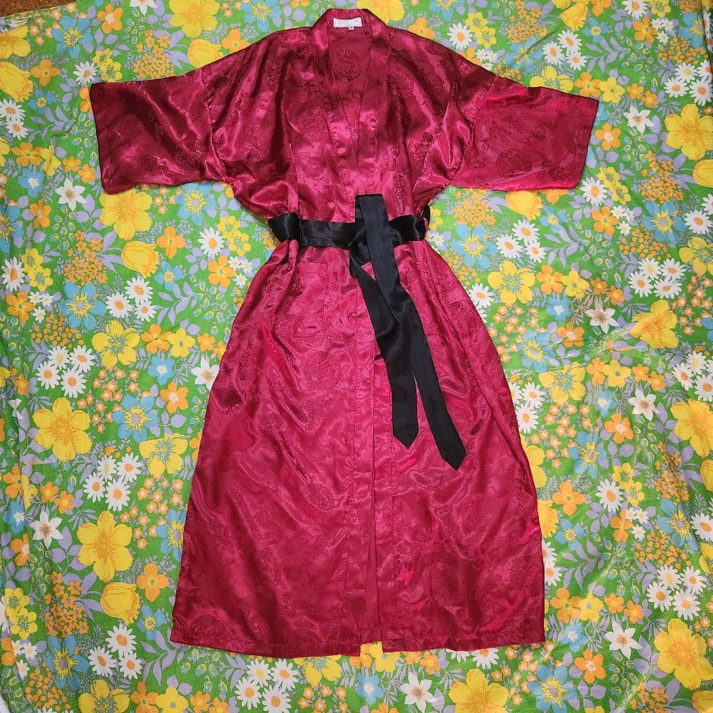 Oriental Silk Collection Vintage 80s Dragon Embossed Robe Kimono